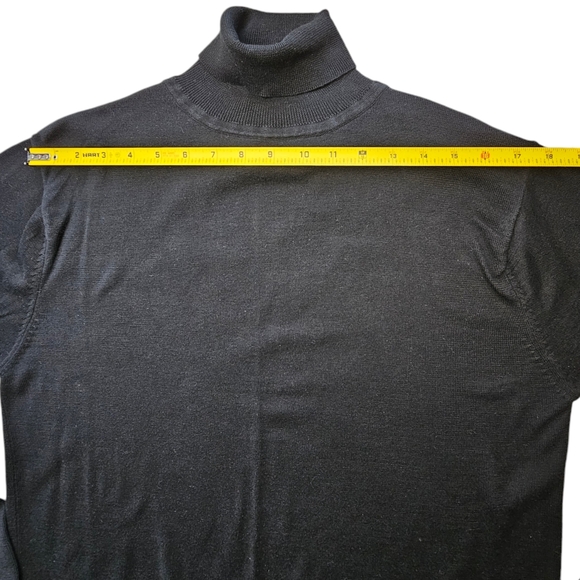 CUMRAN Women's Black Woven Silk Blend Turtleneck Size M - Picture 5 of 10